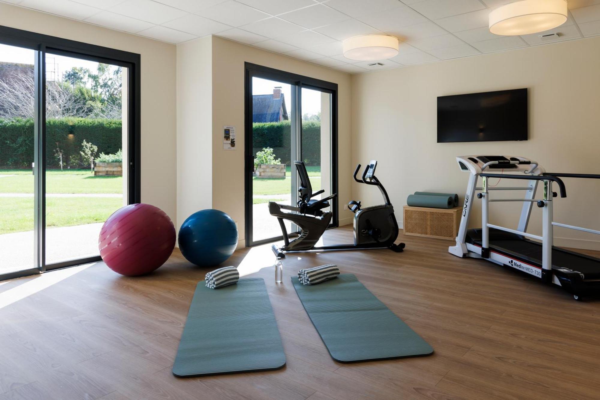 Les Boreales - Appart'Hotel & Restaurant Villers-sur-Mer Bagian luar foto