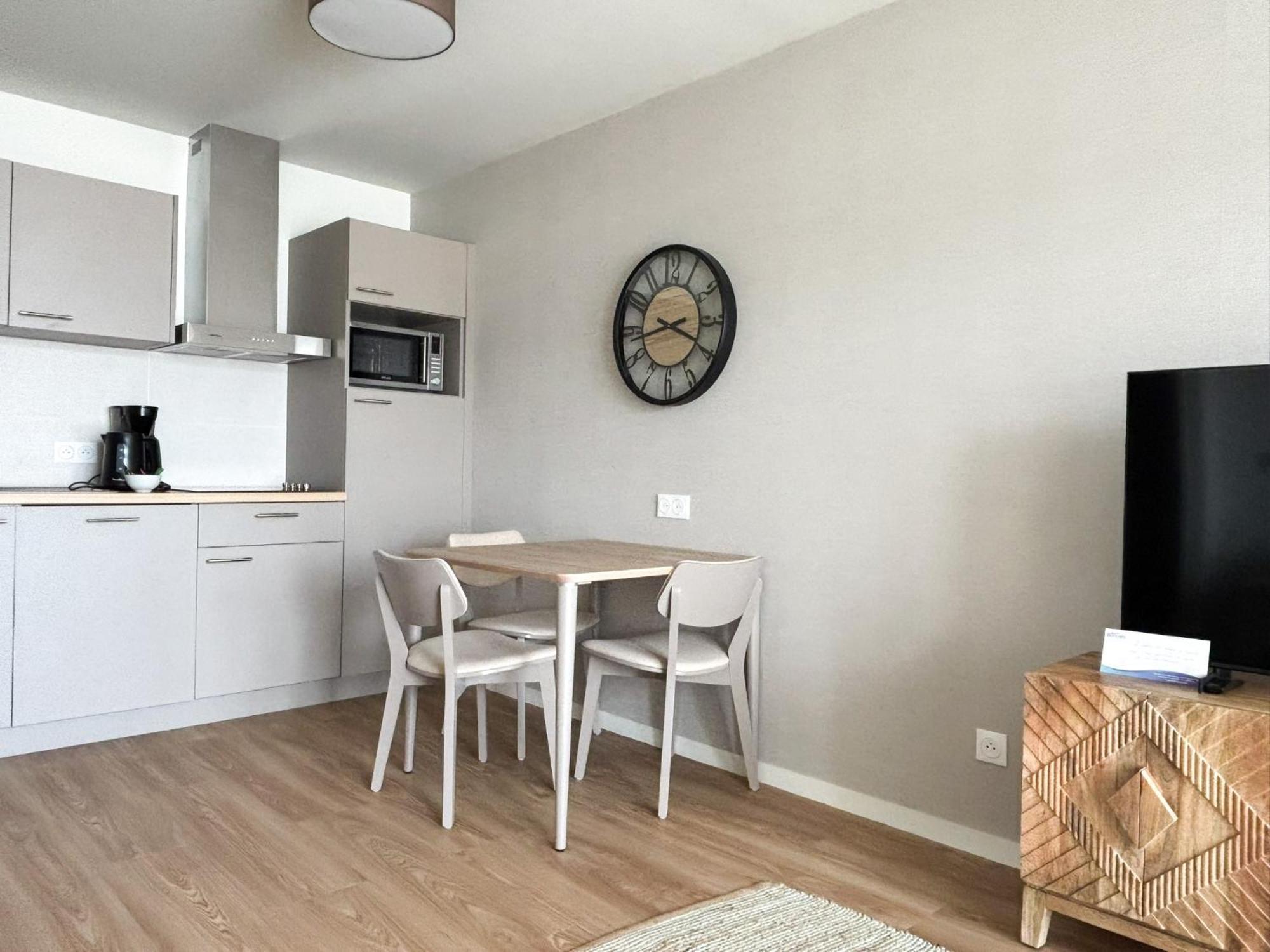 Les Boreales - Appart'Hotel & Restaurant Villers-sur-Mer Bagian luar foto